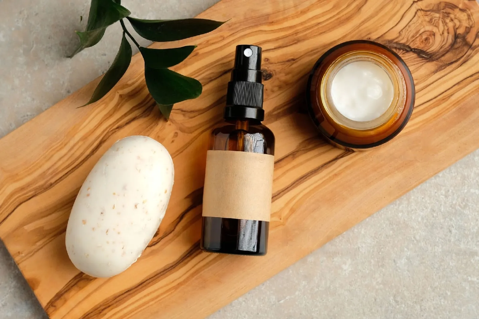 Créer sa marque de cosmétique : les ingrédients de la réussite